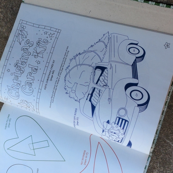 Gooseberry Patch Christmas Book 3 Leisure Arts Recipes Holiday Gift Giving Ideas - Picture 13 of 16